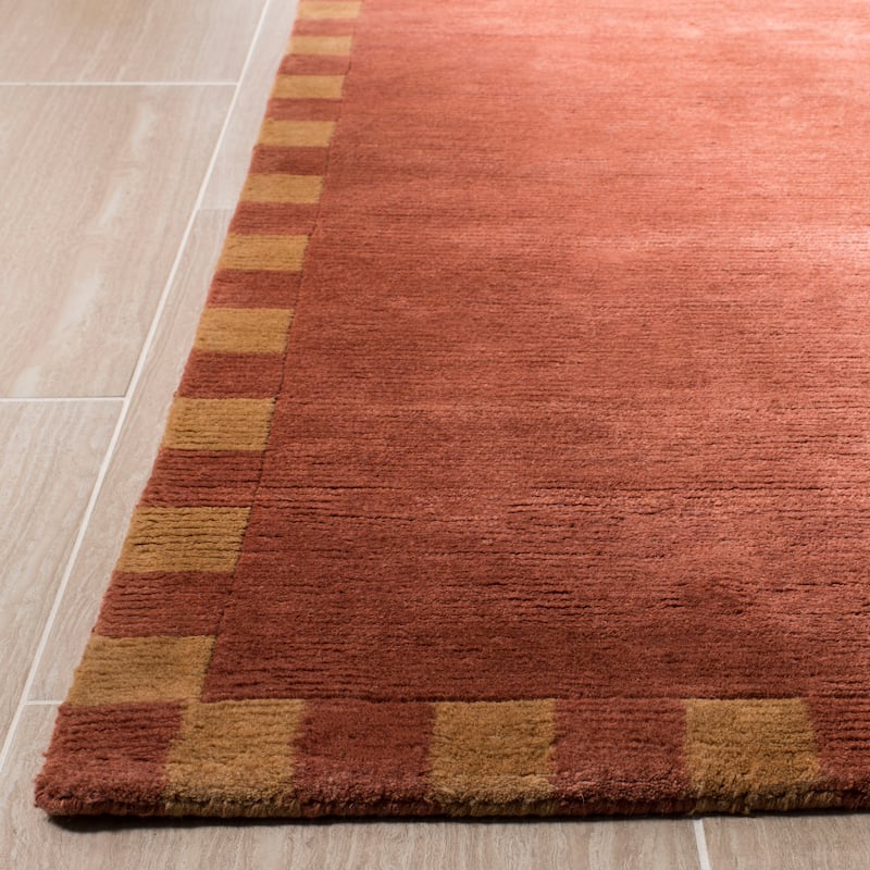 SAFAVIEH Couture Hand-knotted Tibetan Annelieke Modern Wool Rug