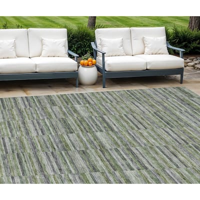 HomeRoots Striped Transitional Rectangle Outdoor Rug