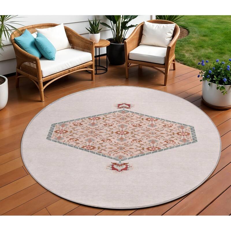 HomeRoots Oriental Traditional Rectangle Outdoor Rug - 8' Round