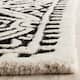 SAFAVIEH Handmade Cambridge Myrtis Moroccan Wool Rug