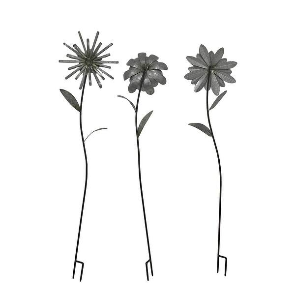 Shop 3 Piece Rustic Blooming Flowers Metal Garden Stake Set