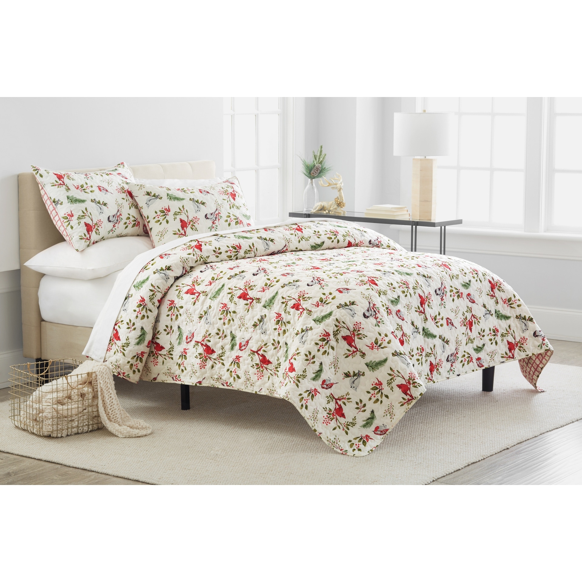 Nature's Holiday Cotton Quilt Set - Reversible and Machine Washable