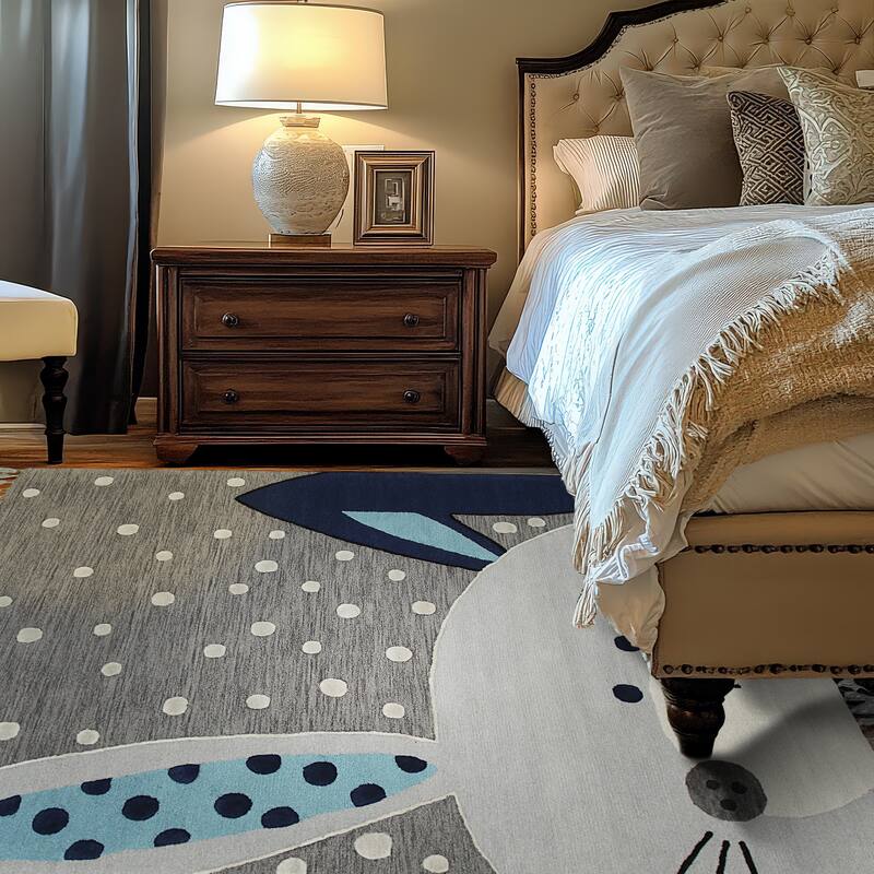 Gray Transitional Animal Children Tufted Area Rug - Elegant and Timeless Design