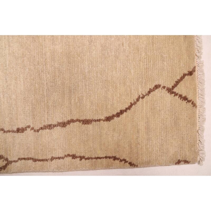 ECARPETGALLERY Hand-knotted Mystique Ivory Wool Rug - 3'0 x 9'9