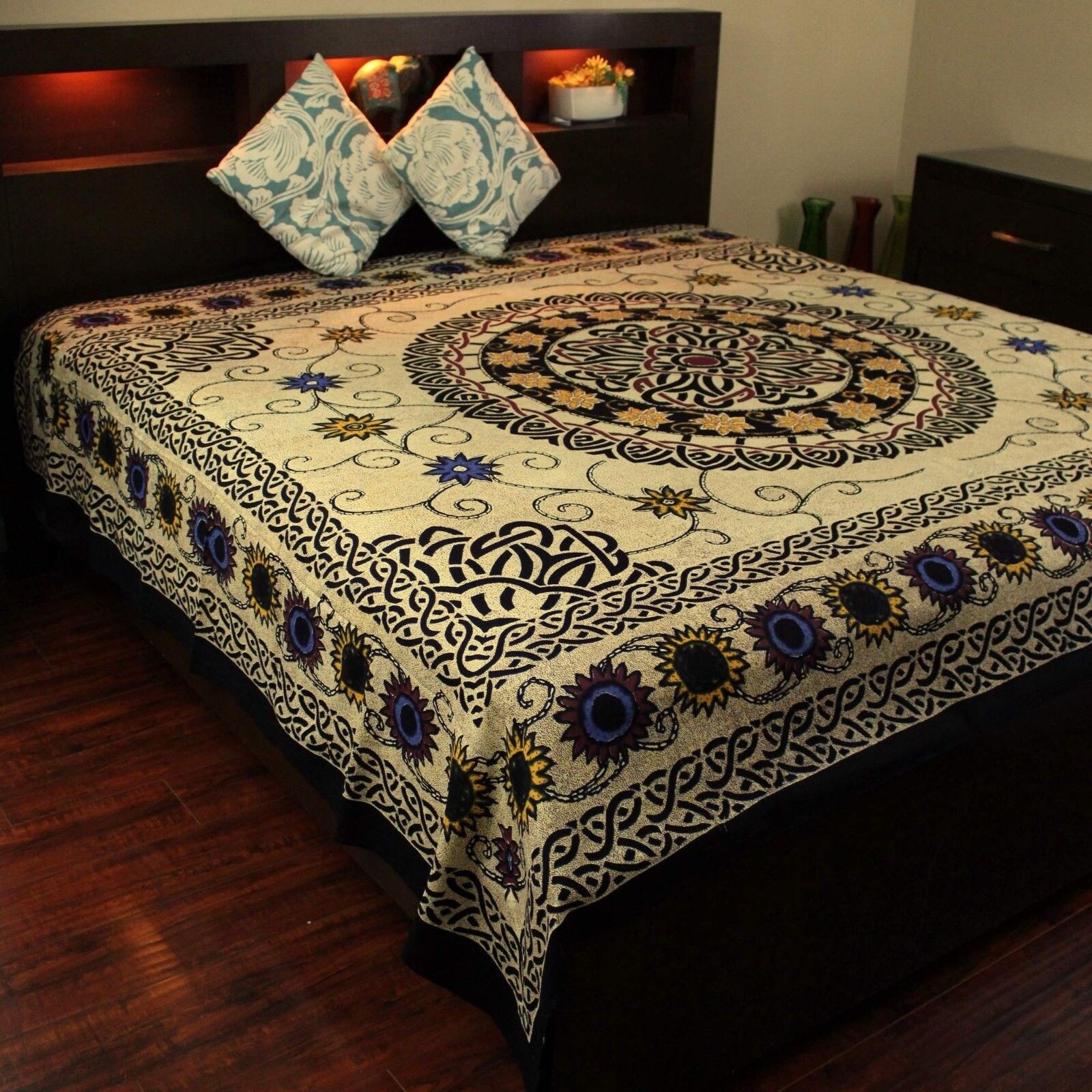 Tapestry bedding 2025