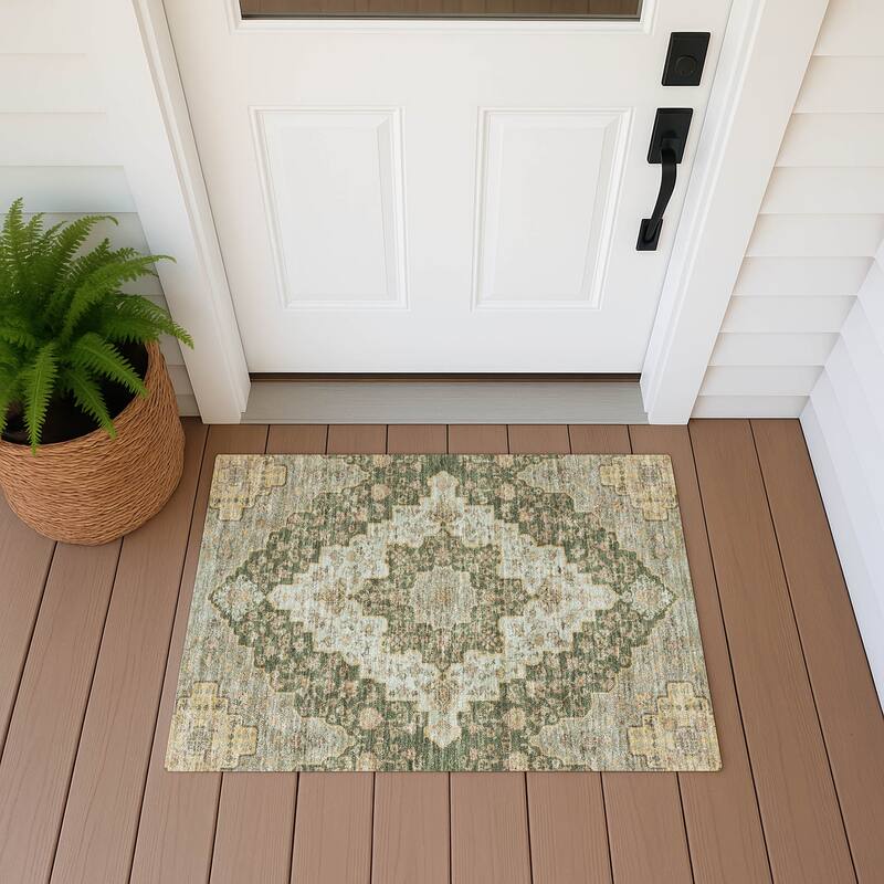 Machine Washable Indoor/ Outdoor Traditional Karachy Chantille Rug - Basil - 1'8" x 2'6"