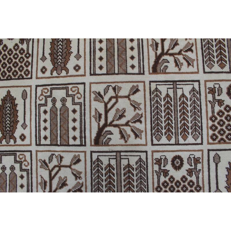 Vintage Antique Persian Bakhtiari Saunders Wool Rug - 9'9'' x 12'7''