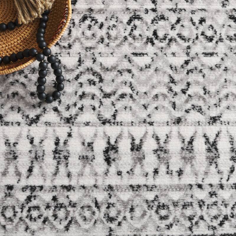 SAFAVIEH Temple Dellar Modern & Contemporary Jute Rug