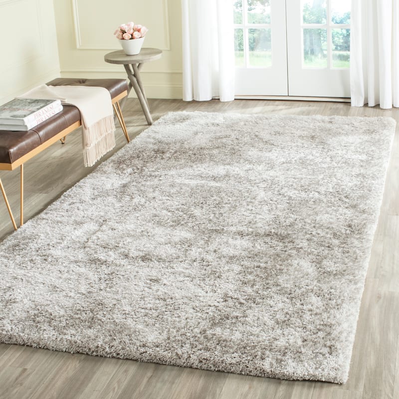 SAFAVIEH Handmade South Beach Leonella Shag Solid Polyester Rug - 5' x 8' - Ice - Rectangle