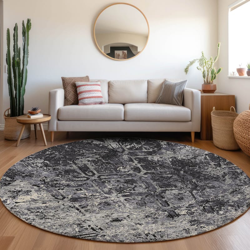 Machine Washable Indoor/ Outdoor Chantille Distressed Diamonds Rug