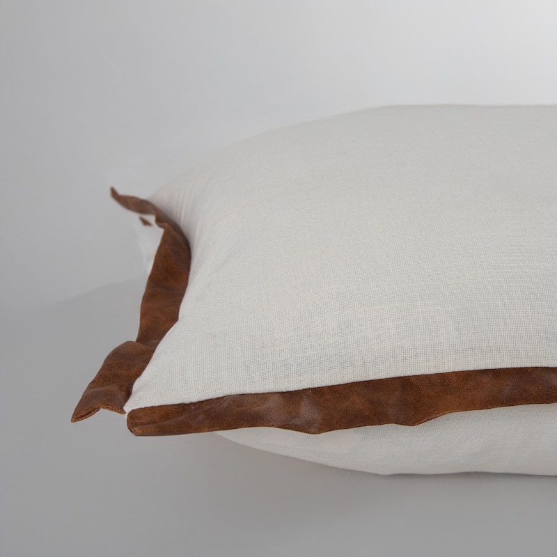 Rizzy Home Modern Leather Flange Throw Pillow, 20x20