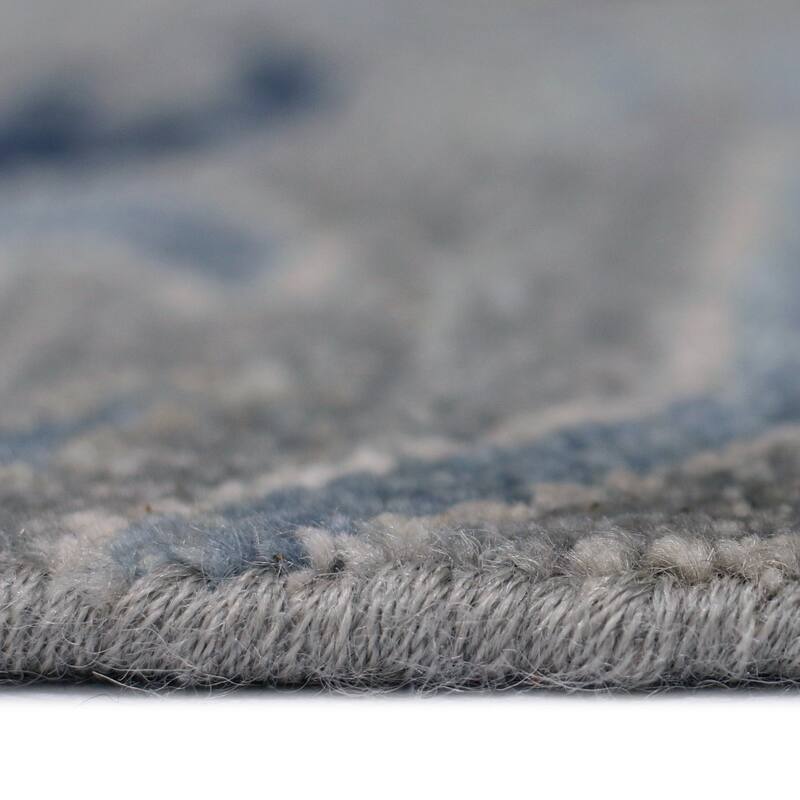Majestic Voilie Modern & Contemporary Geometric Hand-Knotted Area Rug