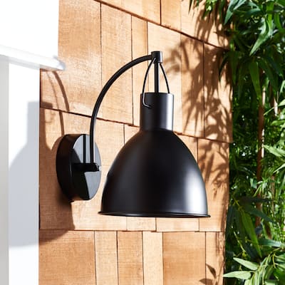 SAFAVIEH Lighting Priestly Outdoor Wall Sconce Set of 2 (LED Bulbs Included) - 8Wx11Dx10H