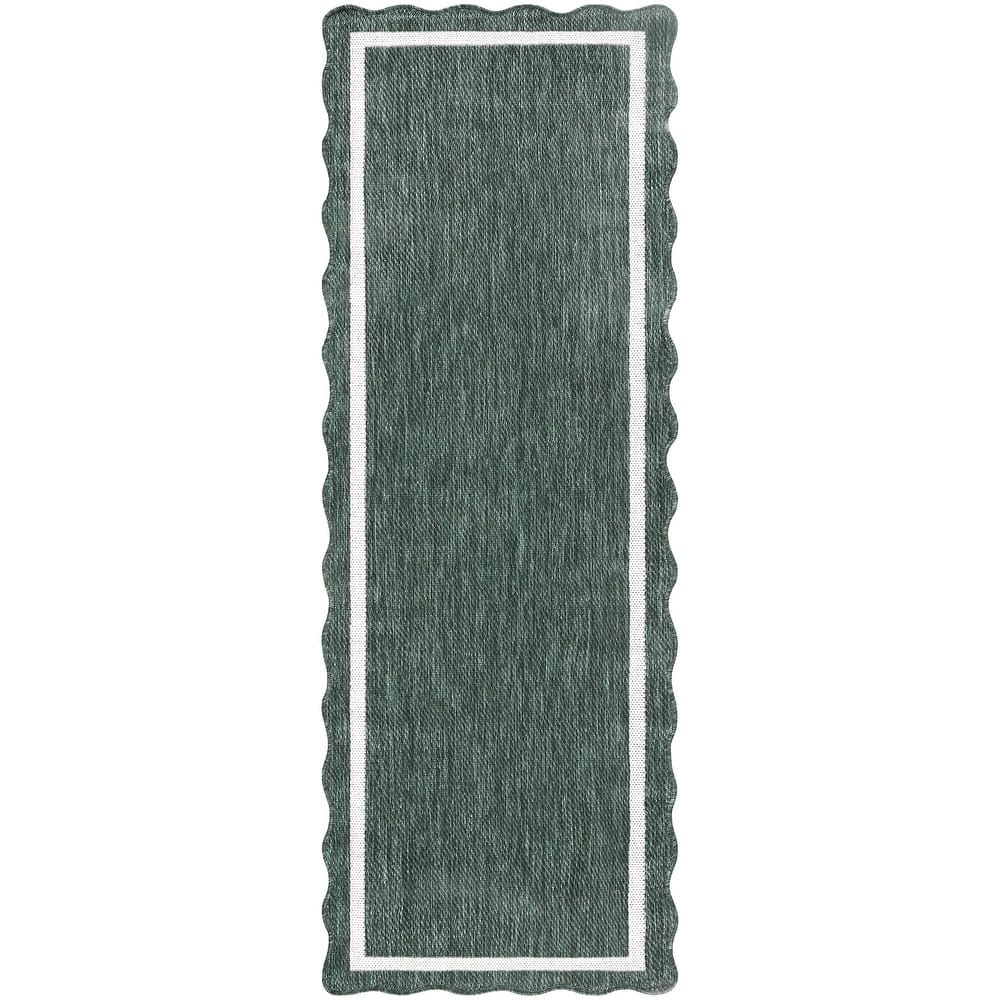 Livabliss Miami Beach Traditional Indoor / Outdoor Area Rug