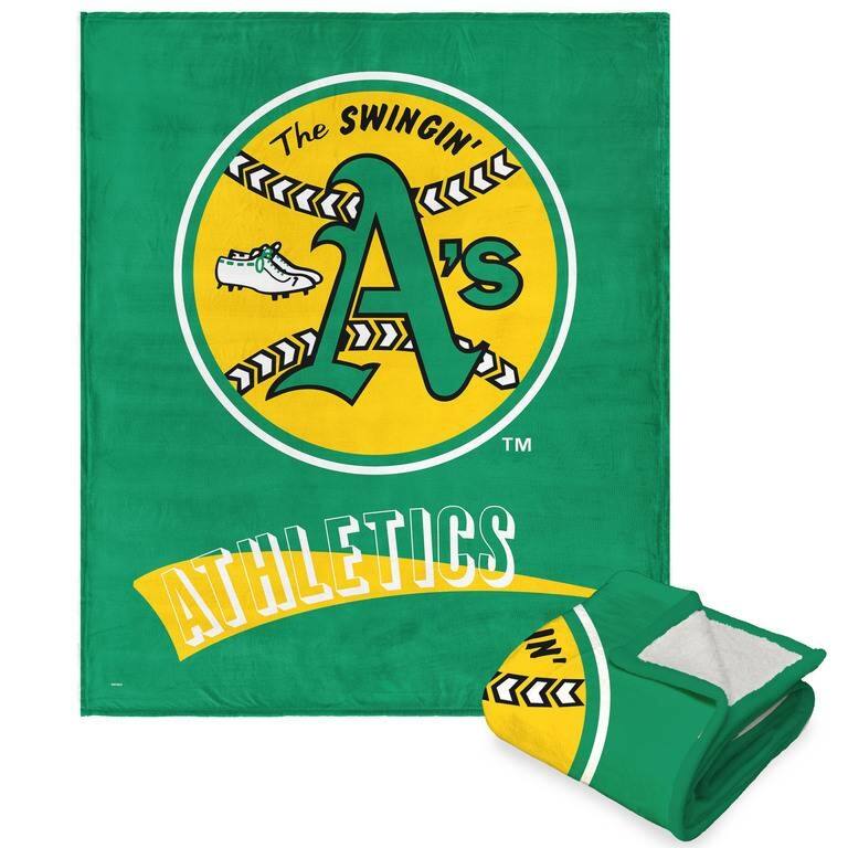 MLB CC Throwback Silk Touch Sherpa Throw Blanket