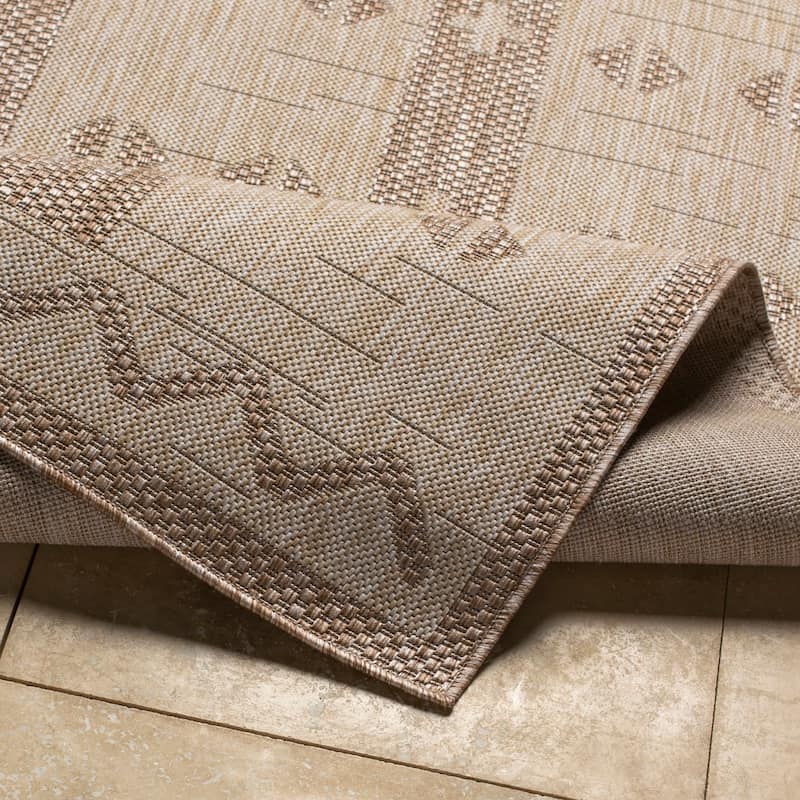 Livabliss Kaylin Indoor/ Outdoor Geometric Stripe Area Rug