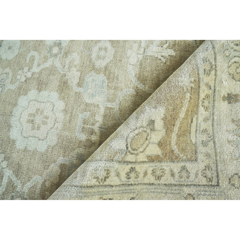 EXQUISITE RUGS Antique Weave Oushak Hand-knotted New Zealand Wool Grey/Brown Area Rug.