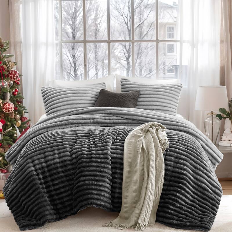 Chelsea Square Avril Fluffy Ribbed Plush Comforter Set - Grey Ombre - Twin