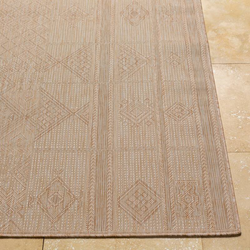 Livabliss Azucena Global Diamond Indoor/ Outdoor Area Rug