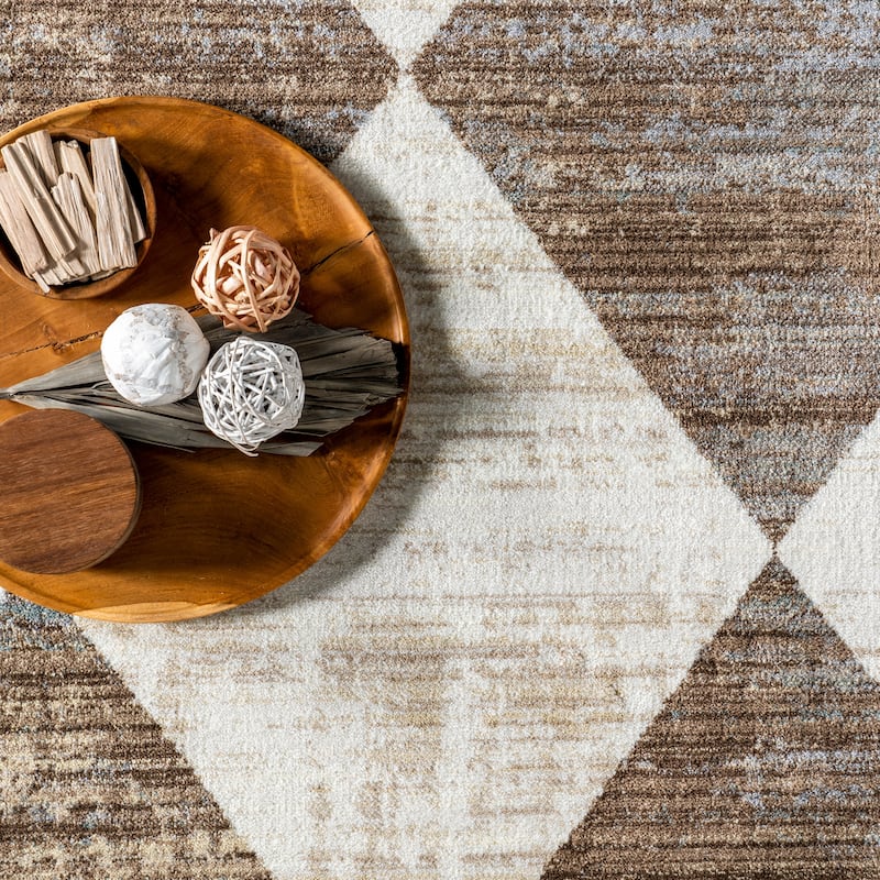 Nuloom Joseline Checkered Fringe Area Rug