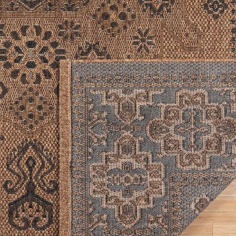 Gertmenian Ringley Luxury Thick Polypropylene Flatwoven Indoor/Outdoor Area Rug Collection