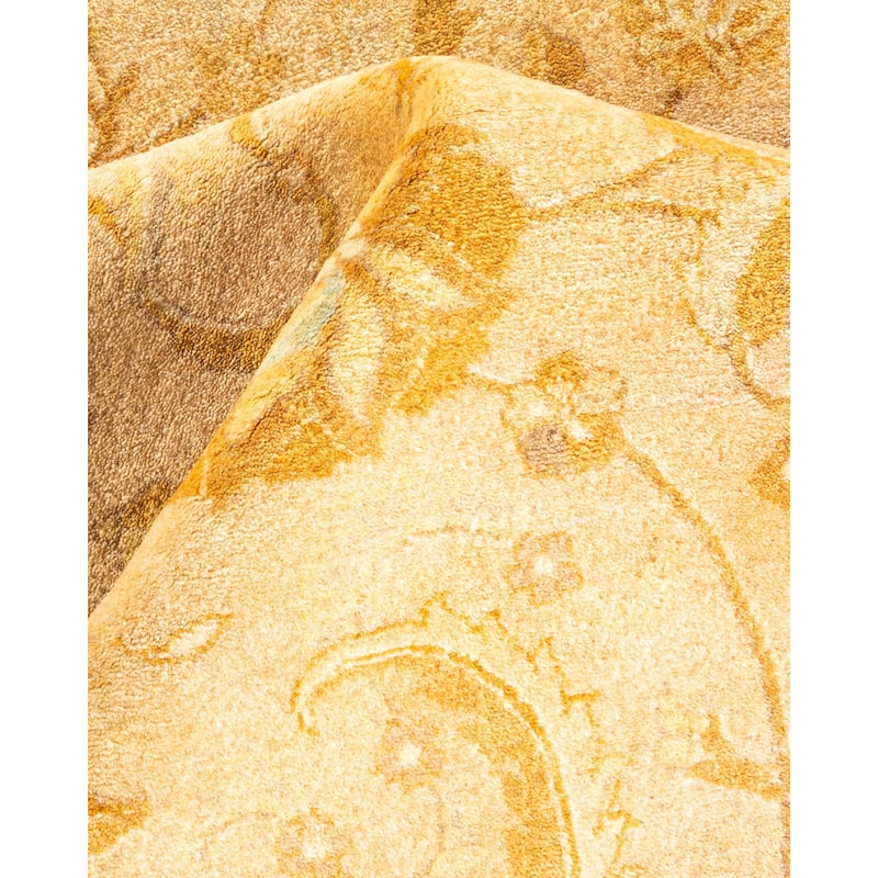 Overton Handknotted Wool Traditional Oriental Beige Area Rug - 6' x 9'