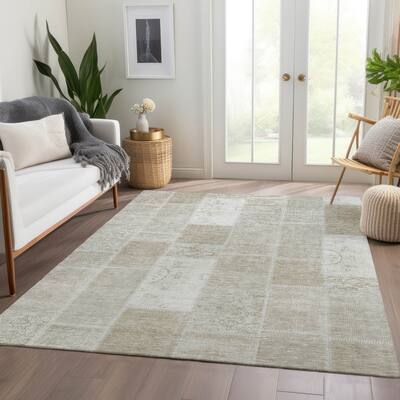 Machine Washable Indoor/ Outdoor Chantille Vintage Patchwork Rug