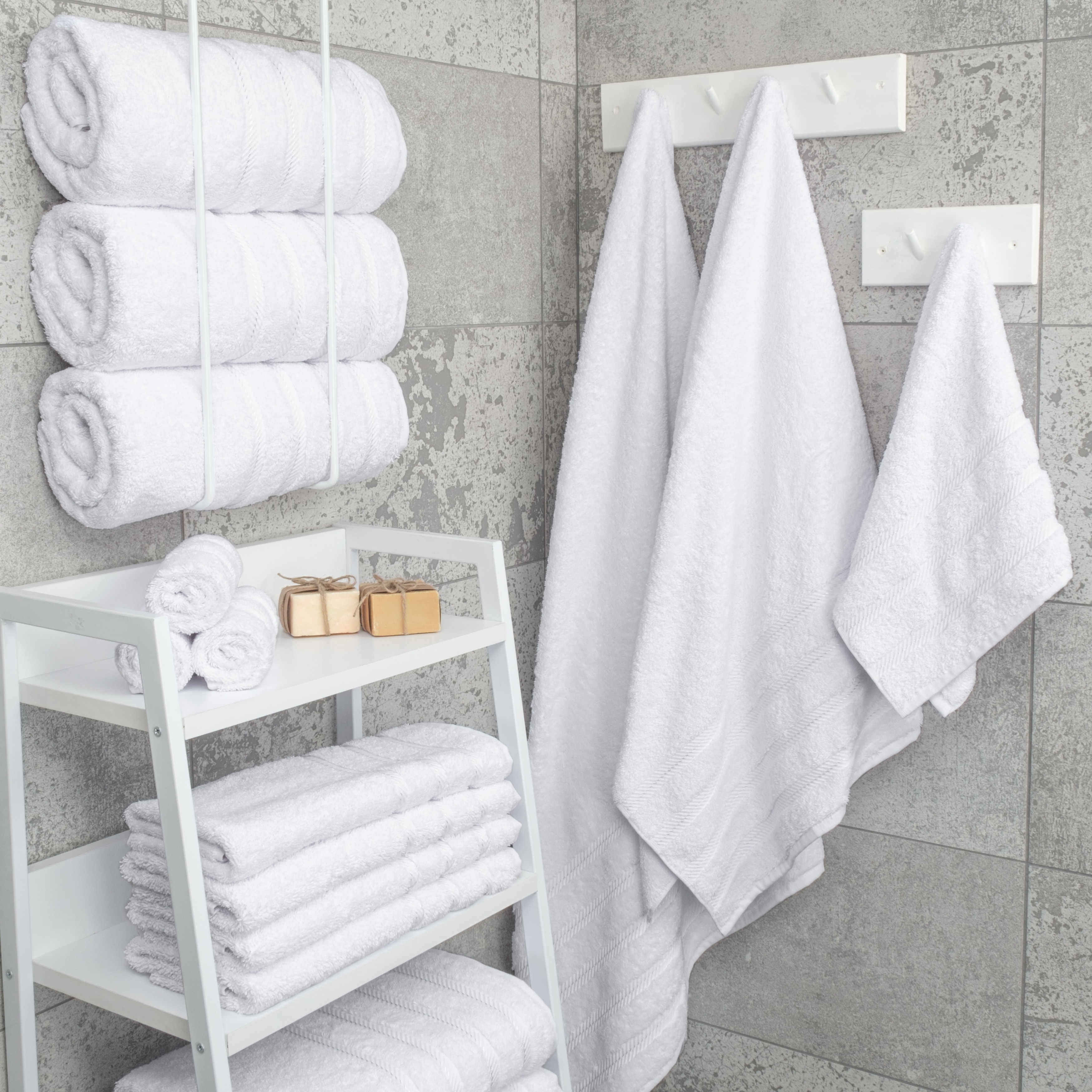 https://ak1.ostkcdn.com/images/products/is/images/direct/8c1c8057826750fd3dadccec130bbfb455248309/American-Soft-Linen-Turkish-Cotton-4-Piece-Bath-Towel-Set.jpg