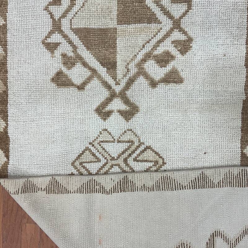 HERAT ORIENTAL Handmade Turkish Oushak Wool Runner - 3'2" x 11'3"