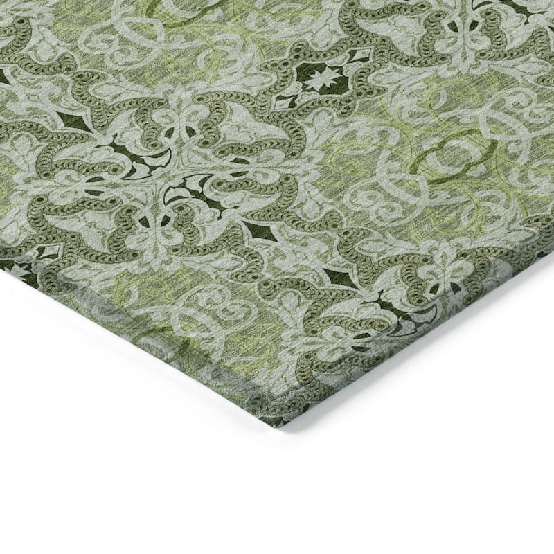 HomeRoots Medallion Transitional Rectangle Outdoor Rug