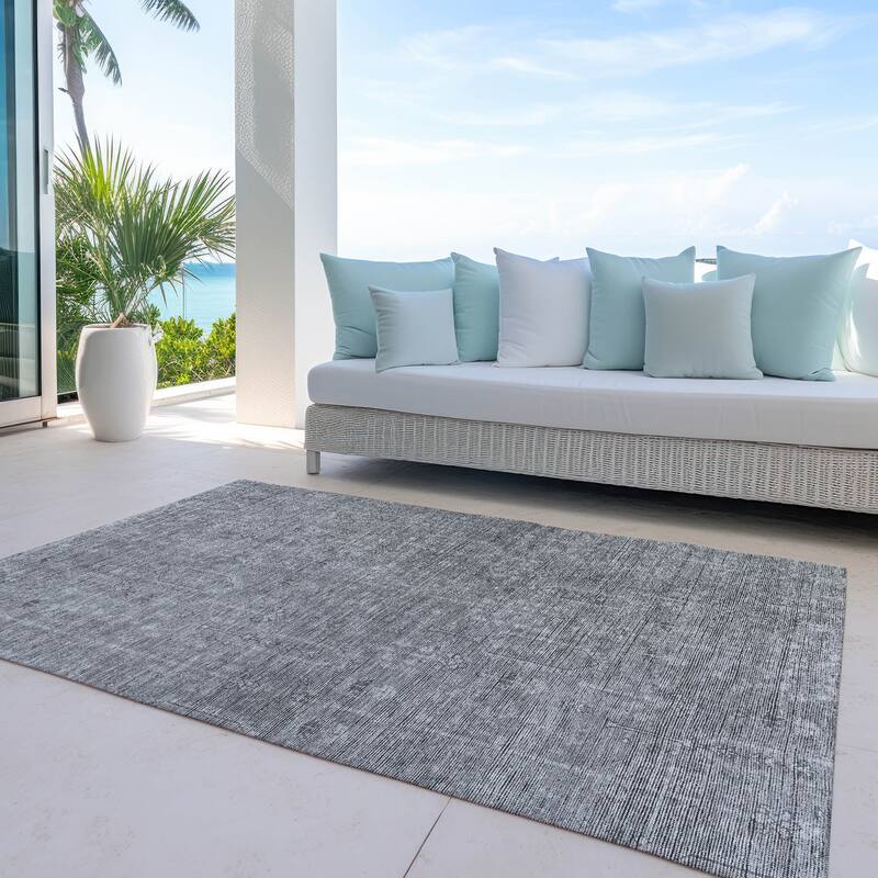 Machine Washable Indoor/ Outdoor Chantille Distressed Traditional Rug - Gray - 10' x 14'