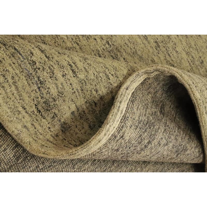 Hand Knotted Oriental 100% Wool Carpet Tribal Animal Pictorial Beige & Ivories Gabbeh Area Rug - 9' 8'' X 6' 8''