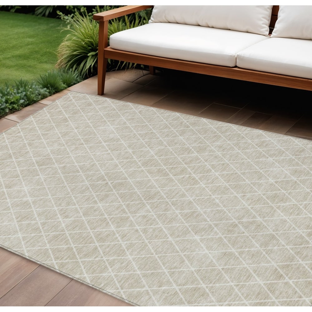 HomeRoots Geometric Transitional Rectangle Outdoor Rug