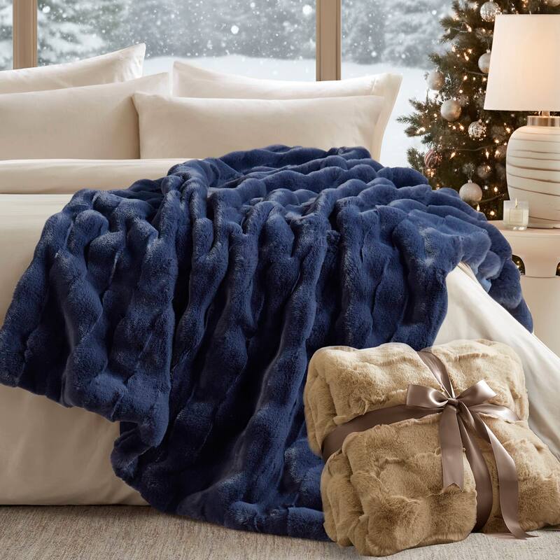 Madison Park Camille Faux Fur Throw - Navy