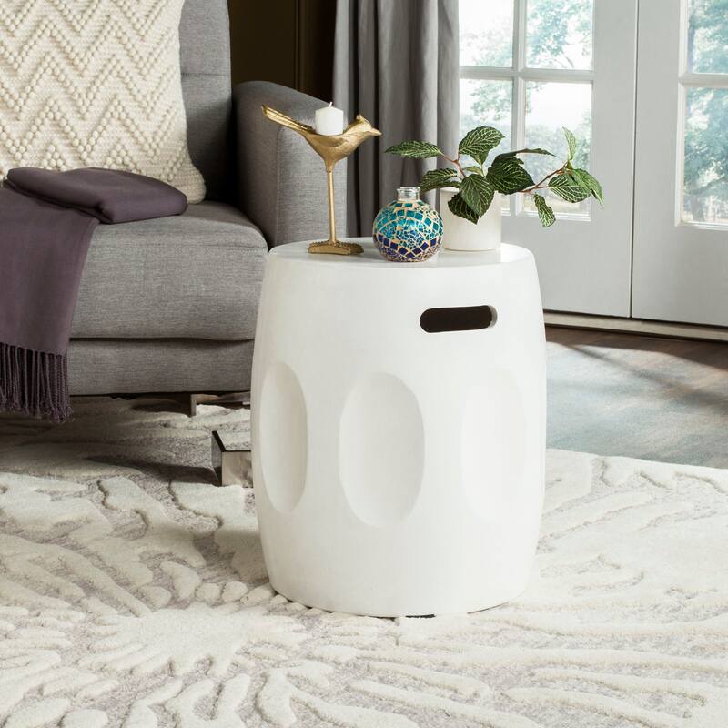 SAFAVIEH Hasmik Concrete Indoor/ Outdoor Accent Table - 15.7"x15.7"x17.7" - 16Wx16Dx18H - Ivory