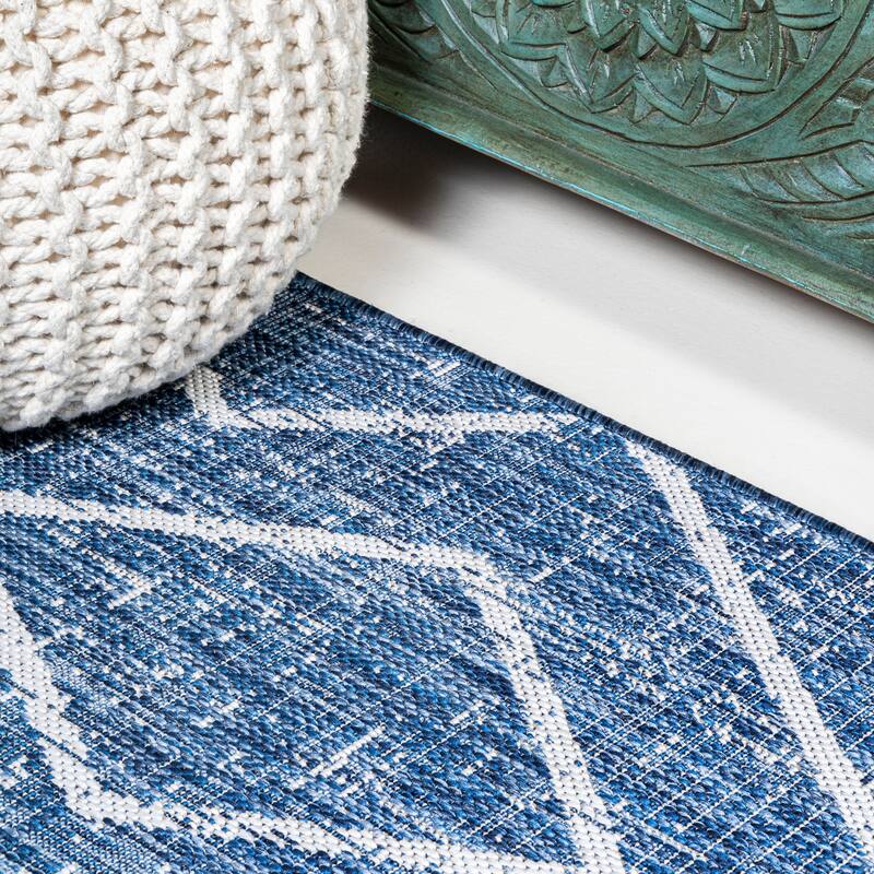 JONATHAN Y Derya Tribal Diamond Trellis Indoor/Outdoor Area Rug