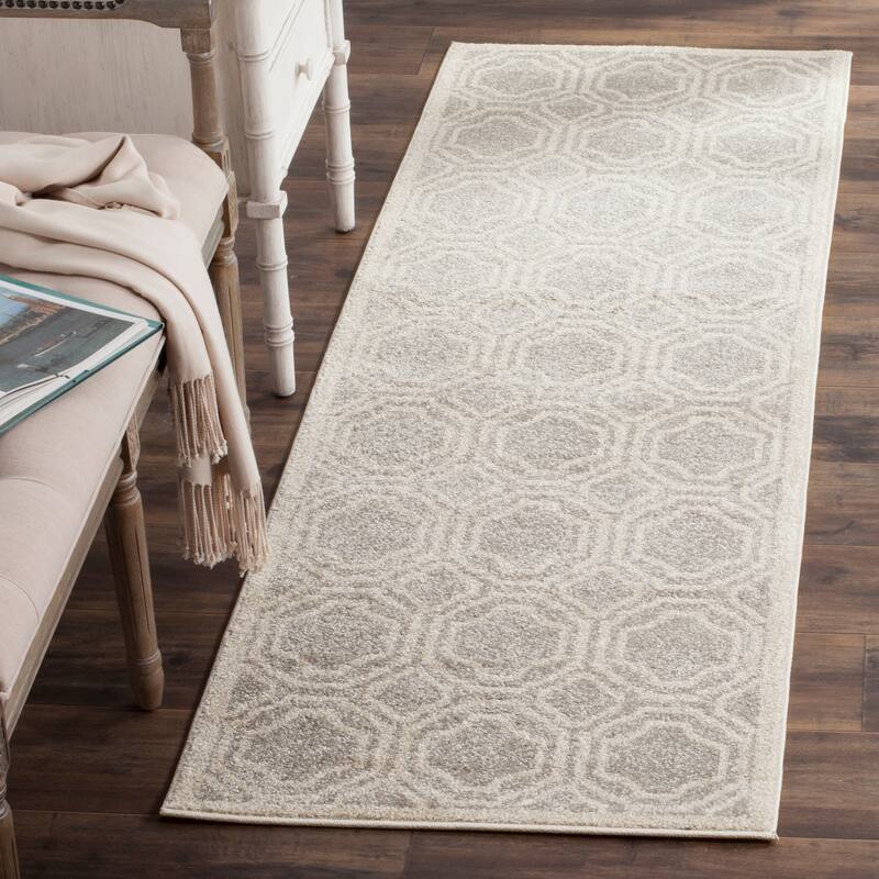 SAFAVIEH Amherst Aleksei Modern Rug - 2'3" x 11' Runner - Light Grey/Ivory