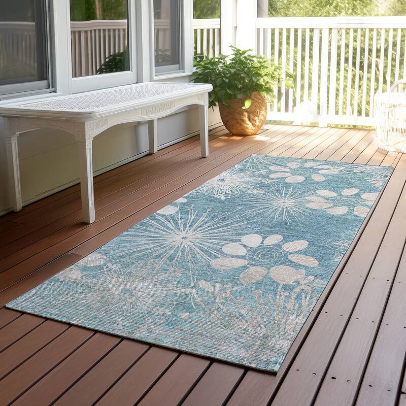 Machine Washable Indoor/ Outdoor Floral Geo Chantille Rug - Blue - 2'3" x 7'6"