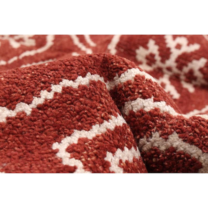 ECARPETGALLERY Hand-knotted Eternity Burgundy Wool Rug - 5'0 x 7'11