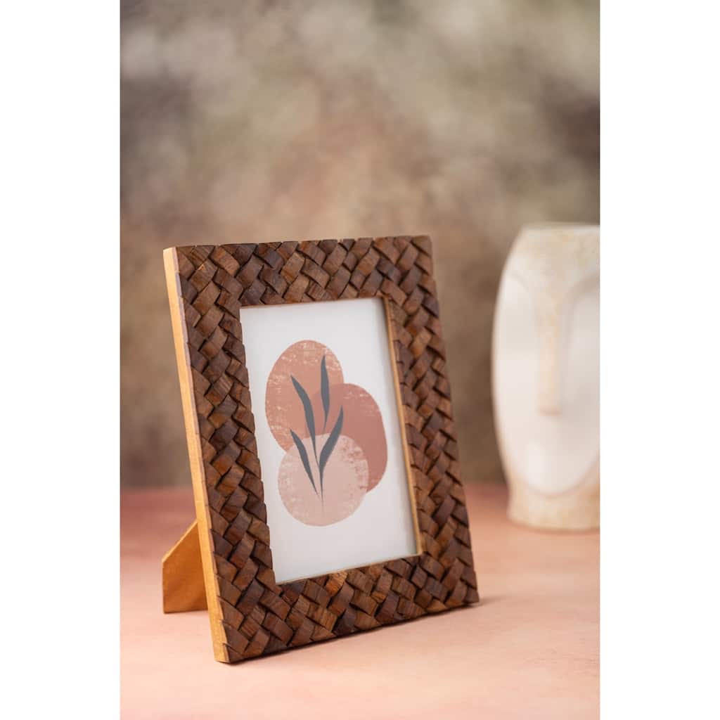 Criss Cross Wooden Rectangular Picture Frame - for 5" x 7" Photo - Brown