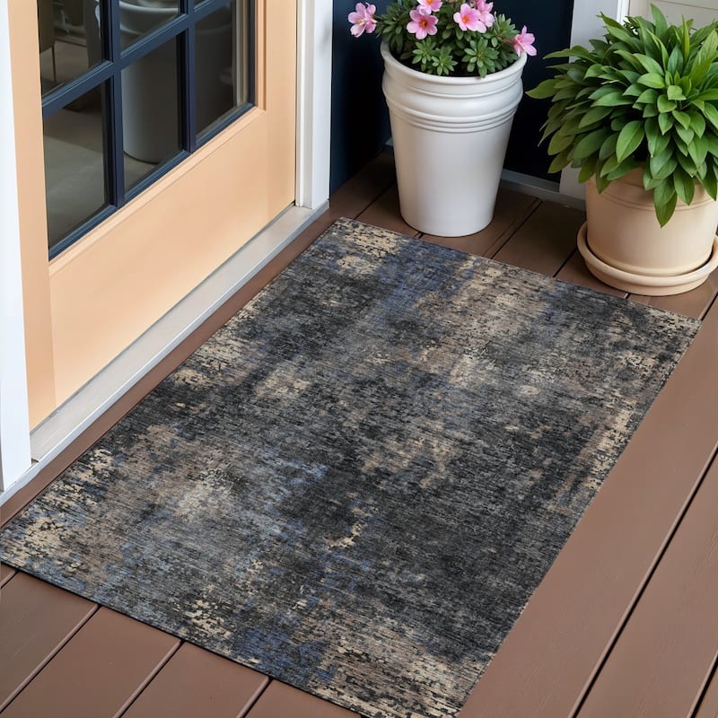 HomeRoots Abstract Transitional Rectangle Outdoor Rug - 3' x 5'