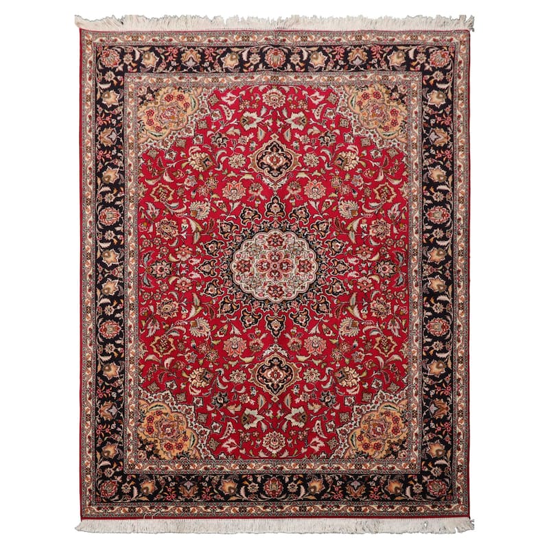 4'11''x6'7'' Hand Knotted Wool Red Traditional Rug - 4' 11'' x 6' 7'' - 4' 11'' x 6' 7''