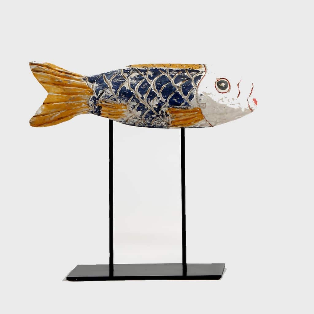 Artissance Wooden Carving Fish With Iron Stand, Small, 7 Inch Tall, Multicolor - Small