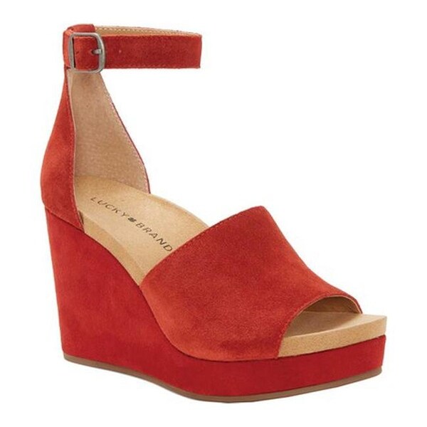 lucky yemisa wedge