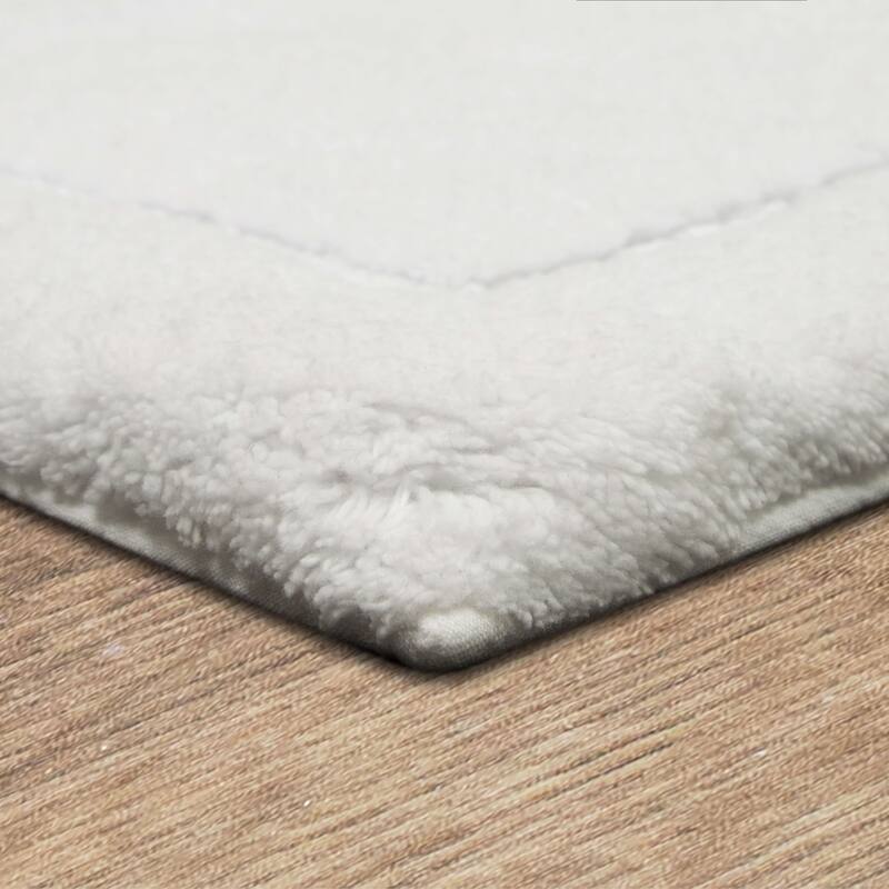 Mohawk Home Regency Bath Rug