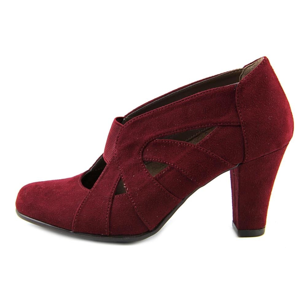 aerosoles rigmarole pump