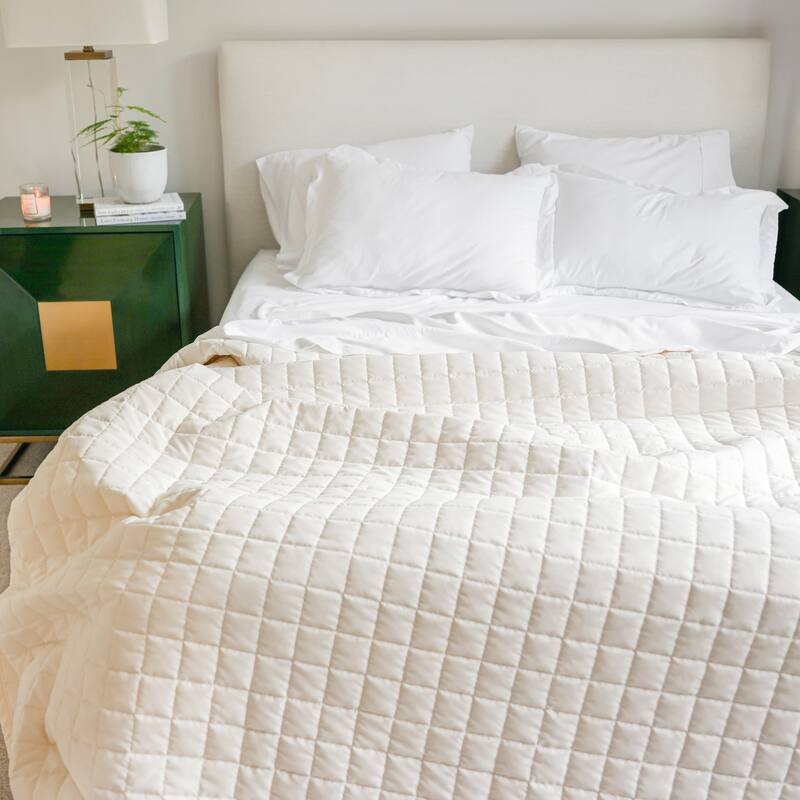 Jennifer Adams Lux Ultra-Soft Lightweight California Square Quilt - King/California King - Ivory