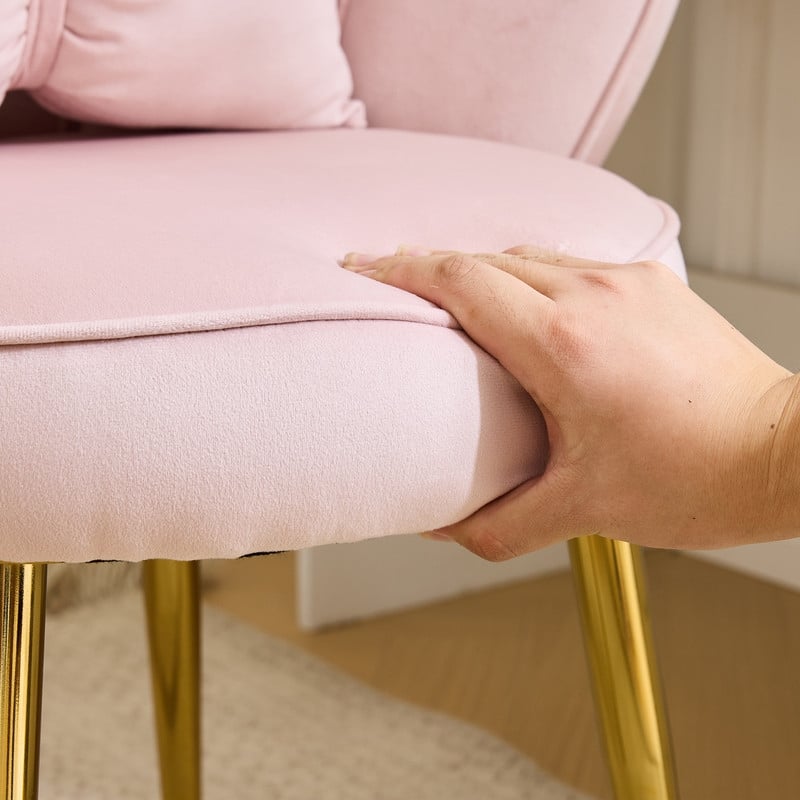 Scalloped Petal Velvet Accent Chair with Pillows