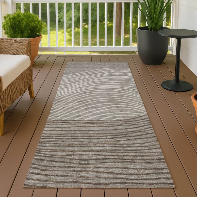 Machine Washable Indoor/ Outdoor Modern Arches Chantille Rug - Taupe - 2'3" x 7'6"