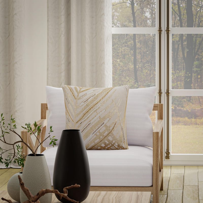 Rizzy Home Botanical Embroidered Throw Pillow, 18-inch